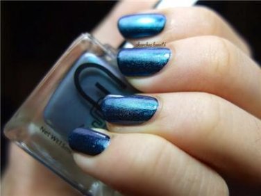 GLITTER GAL DUO CHROME NAIL POLISH 15 ML "HELL BENT BLUE"
