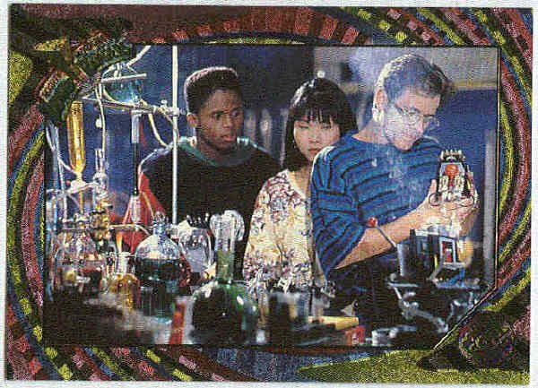 Power Rangers Series 2 #91 Rainbow Power Foil Genius At Work