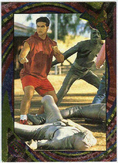 Power Rangers Series 2 #101 Rainbow Foil Card Power Punch