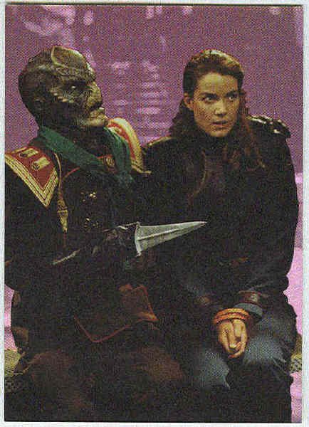 Babylon 5 Prismatic Foil #8 Chase Card Claudia Christian