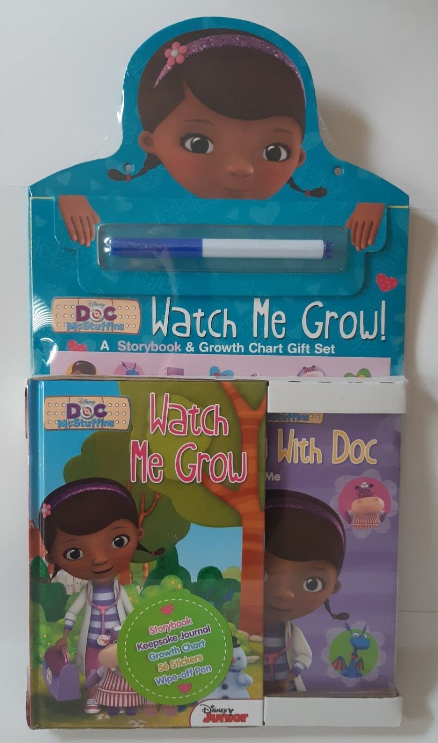 disney-junior-doc-mcstuffins-watch-me-grow-a-storybook-growth-chart-gift-set