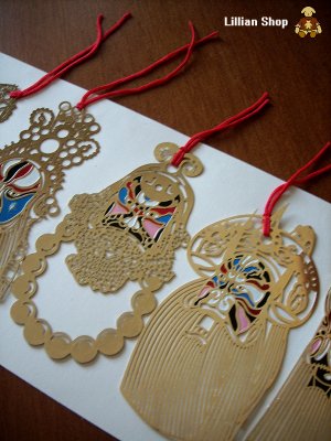 Super Containing Pure Gold Bookmark set--"Beijing opera types of facial makeup in operas"