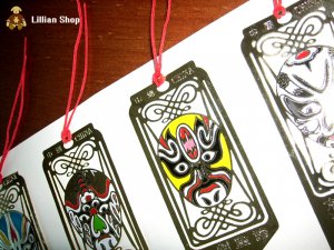 Super Containing Pure Gold Bookmark--"Beijing opera types of facial makeup in operas"