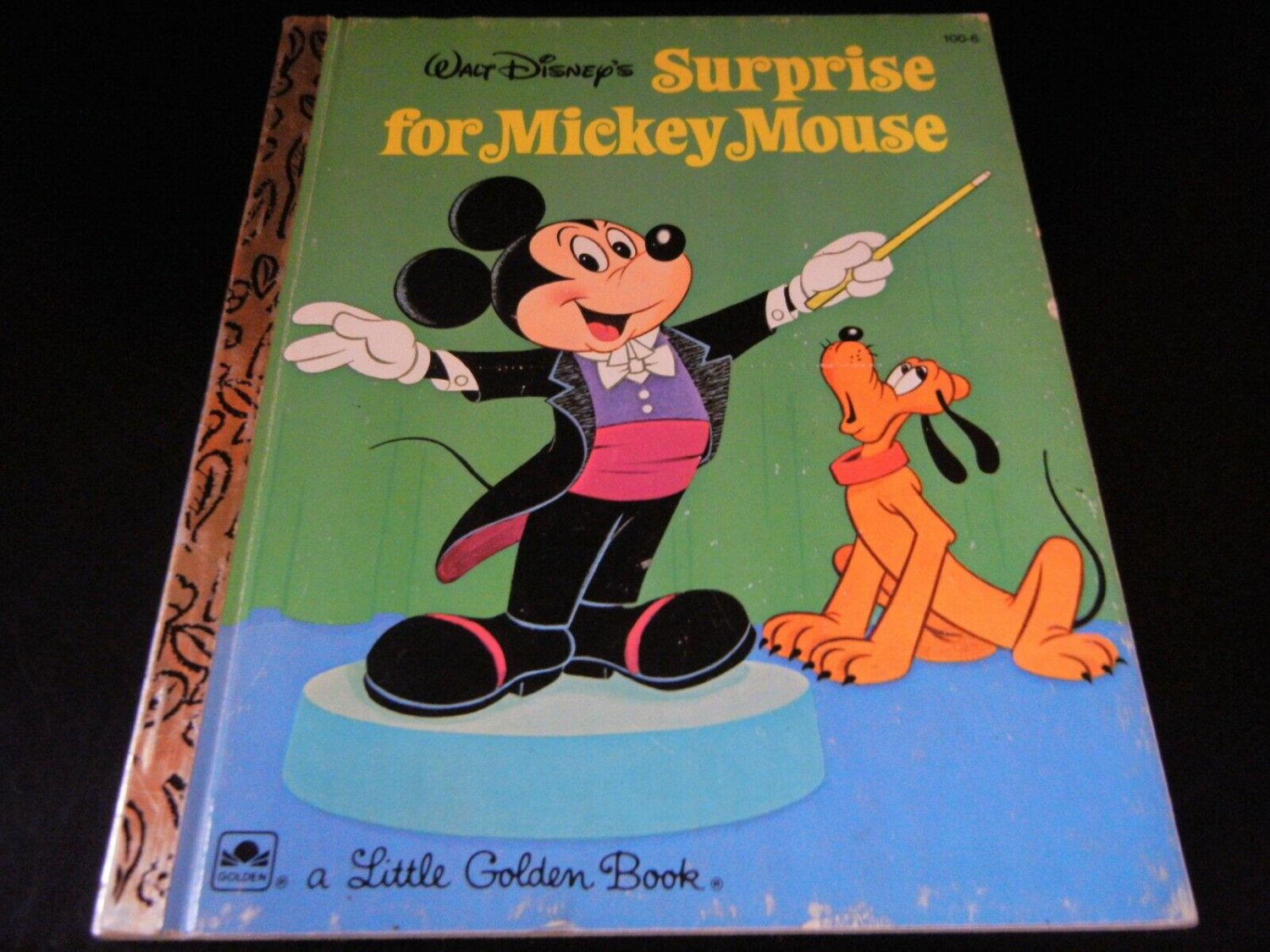 Vintage 1972 Disney Surprise For Mickey Mouse Little Golden Book