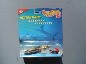 Hot Wheels Undersea Adventures Mattel 1996 MIB