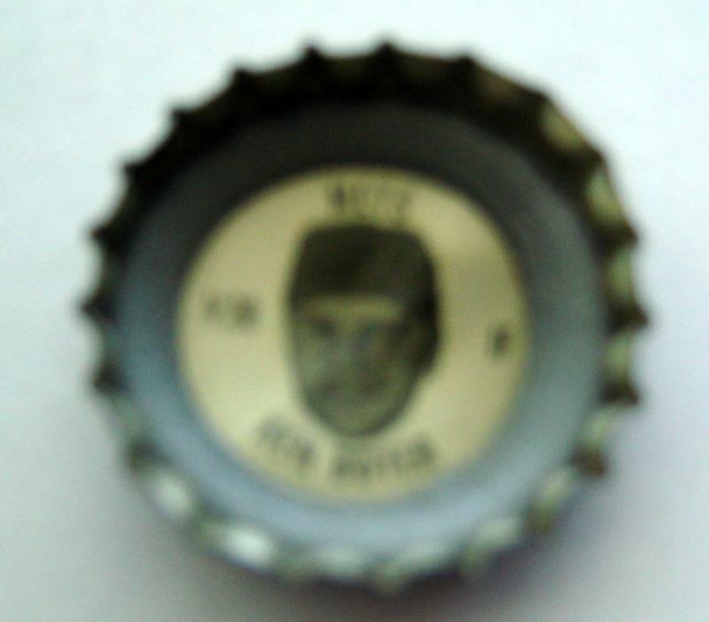 1960's Fresca Bottle Cap Baseball MLB Ken BOYER New York METS