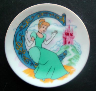 DISNEY'S Alphabet Collection PLATE 3 1/4" Diameter "C" CINDERELLA Made in Japan