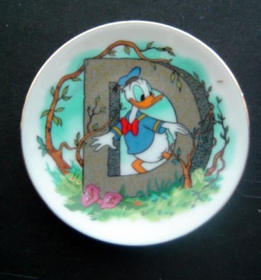 DISNEY'S Alphabet Collection PLATE 3 1/4" Diameter "D" DONALD DUCK Made in Japan