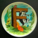 DISNEY'S Alphabet Collection PLATE 3 1/4" Diameter "F" FIGARO Pinocchio Japan