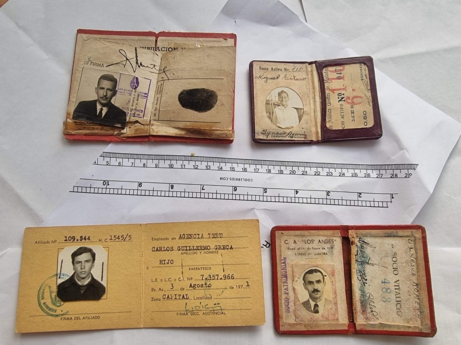 Argentine Document ID  Card with Male Photo SET OF 4  #1