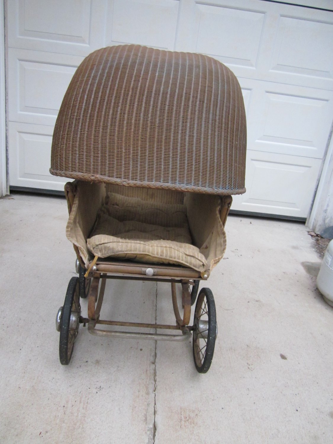 Antique Wicker Baby Carriage