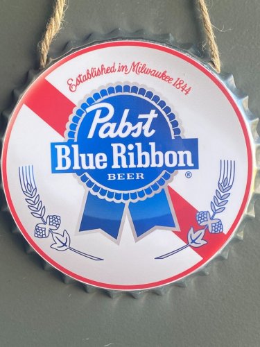 Pabst Blue Ribbon Decorative Bottle Caps Metal Cafe Beer Bar Decoration 6"