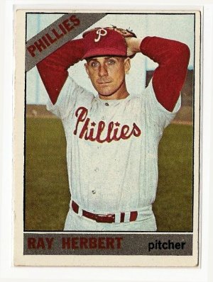 1966 Topps baseball card #121 Ray Herbert EX Philadelphia Phillies