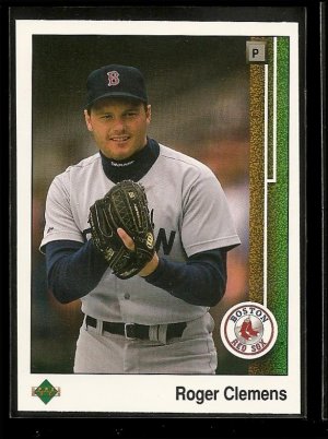 1989 Upper Deck baseball card #195 (B) Roger Clemens NM/M Boston red Sox
