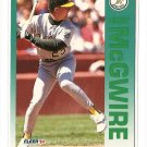1992 Fleer baseball card #262 Mark McGwire NM/M Oakland A's