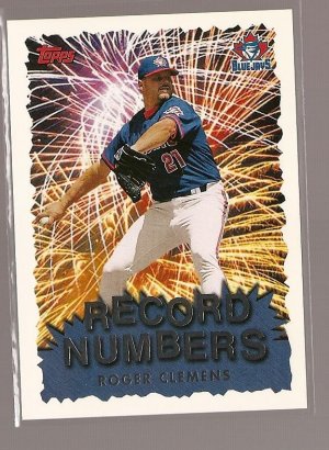 1999 Topps baseball card #RN8 Roger Clemens NM/M Record Numbers Toronto Blue jays