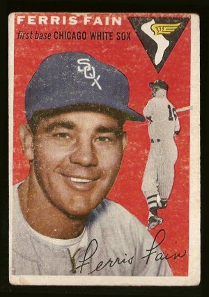 1954 Topps baseball card #27(C) Ferris Fain Good condition Chicago White Sox