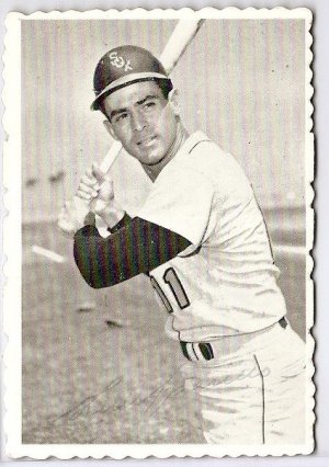 1969 Topps Deckle Edge baseball card #6 Luis Aparicio EX+