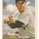 1957 Topps baseball card #22 Jerry Snyder VG