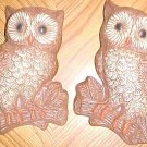 2 Owl wall hangings, handpainted, 7.5", excellent detail
