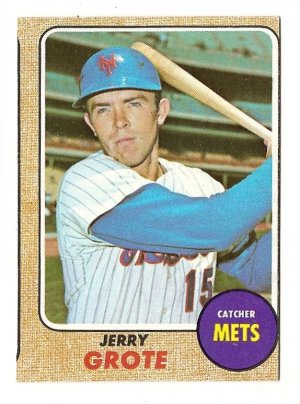 1968 Topps baseball card #582 Jerry Grote EX/Nm (miscut) New York Mets