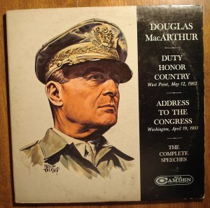 Douglas MacArthur speeches LP vinyl record album 33rpm, 2 album set fold out jacket, 1964