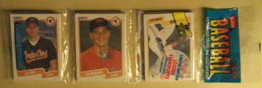 Unopened 1990 Fleer Baseball card rack pack (hanging rak paks) 45 cards, mint
