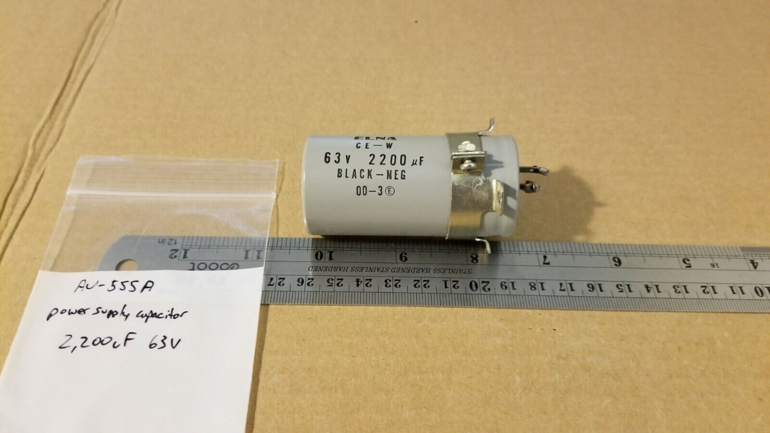Sansui AU555A amplifier power supply capacitor Elna 2,2000 uF mF 63V