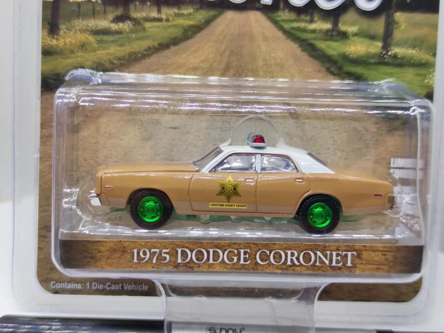 1:64 1975 Dodge Coronet Green machine version Diecast Metal Alloy Model Car Toys For Gift Collection