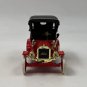 Scale 1/32 Alloy Diecast Metal Toy Red Classic Car Model Simulation Light Handicraft Decoration