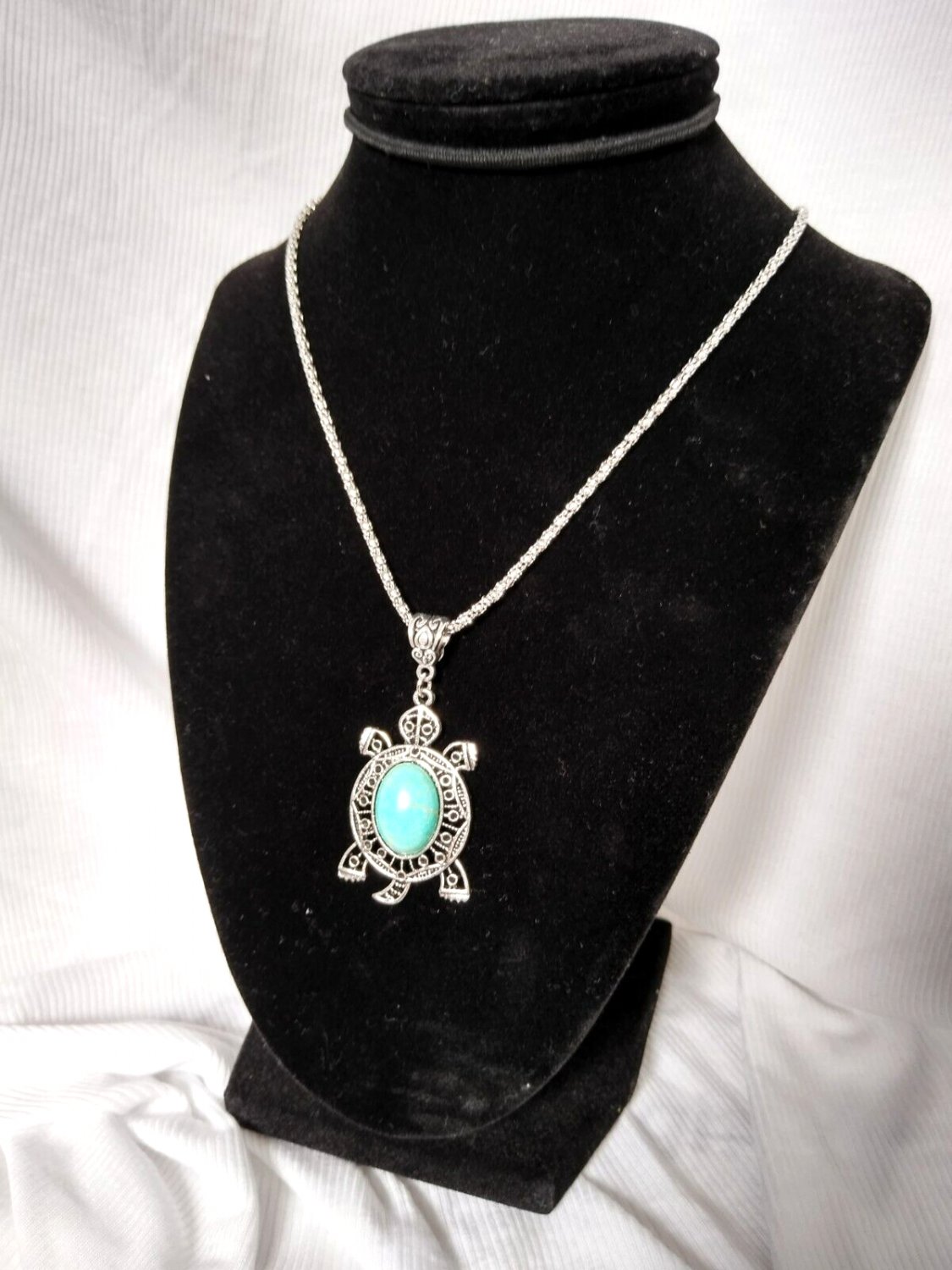 Silver and Turquoise Turtle Necklace and Earrings Fashion Jewelry