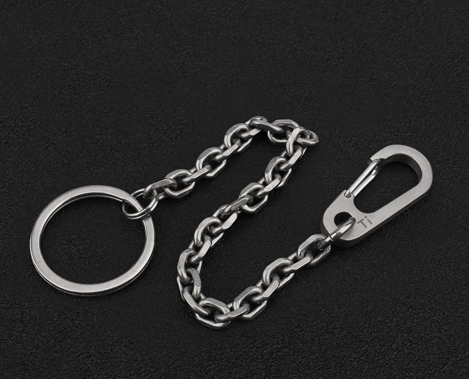 Short Chain Titanium Key Belt Buckle Titanium Alloy Key Waist Ring Outdoor Tool EDC