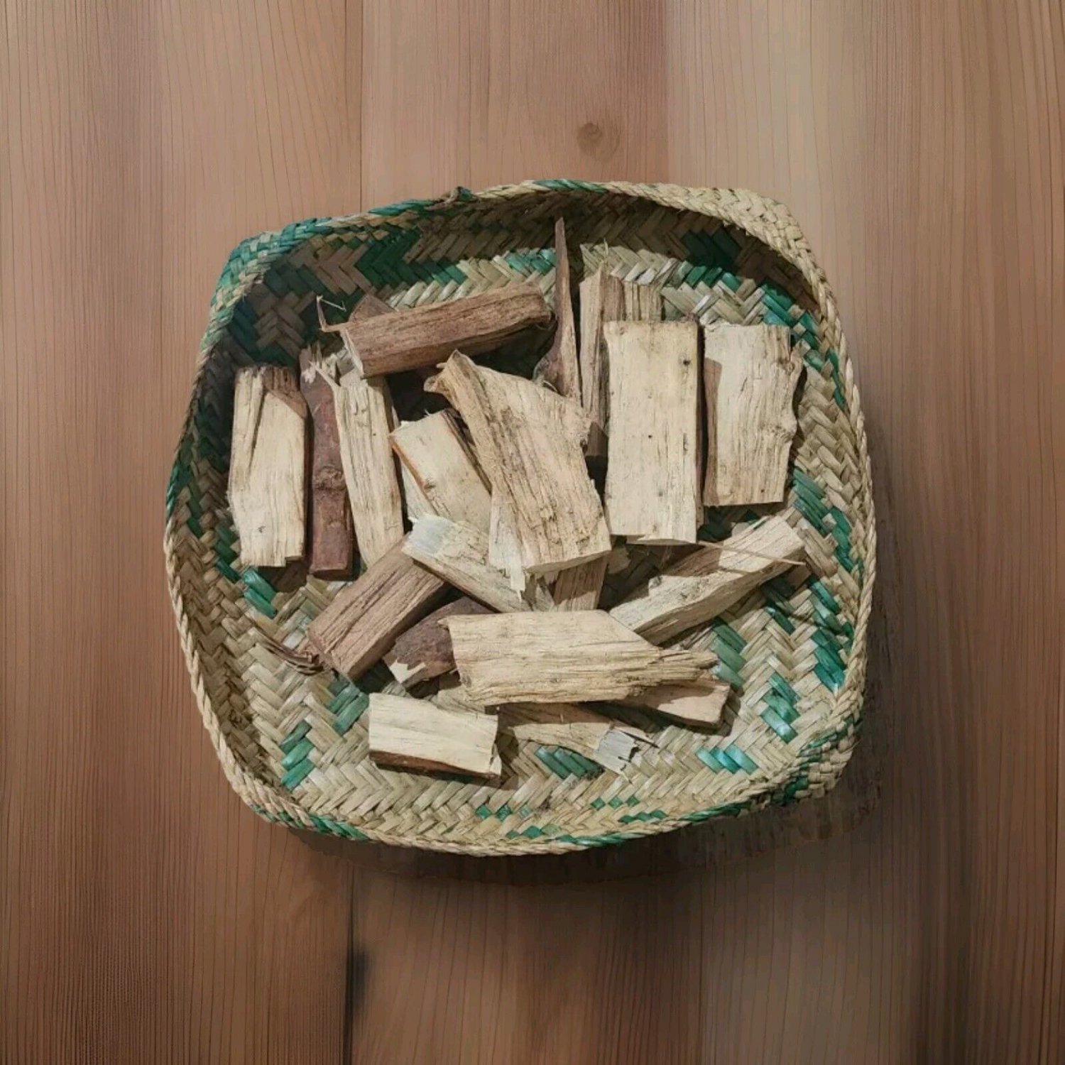 Best Fragrant Ceylon White Sandalwood HEARTWOOD - Powerful Aroma Santalum Album