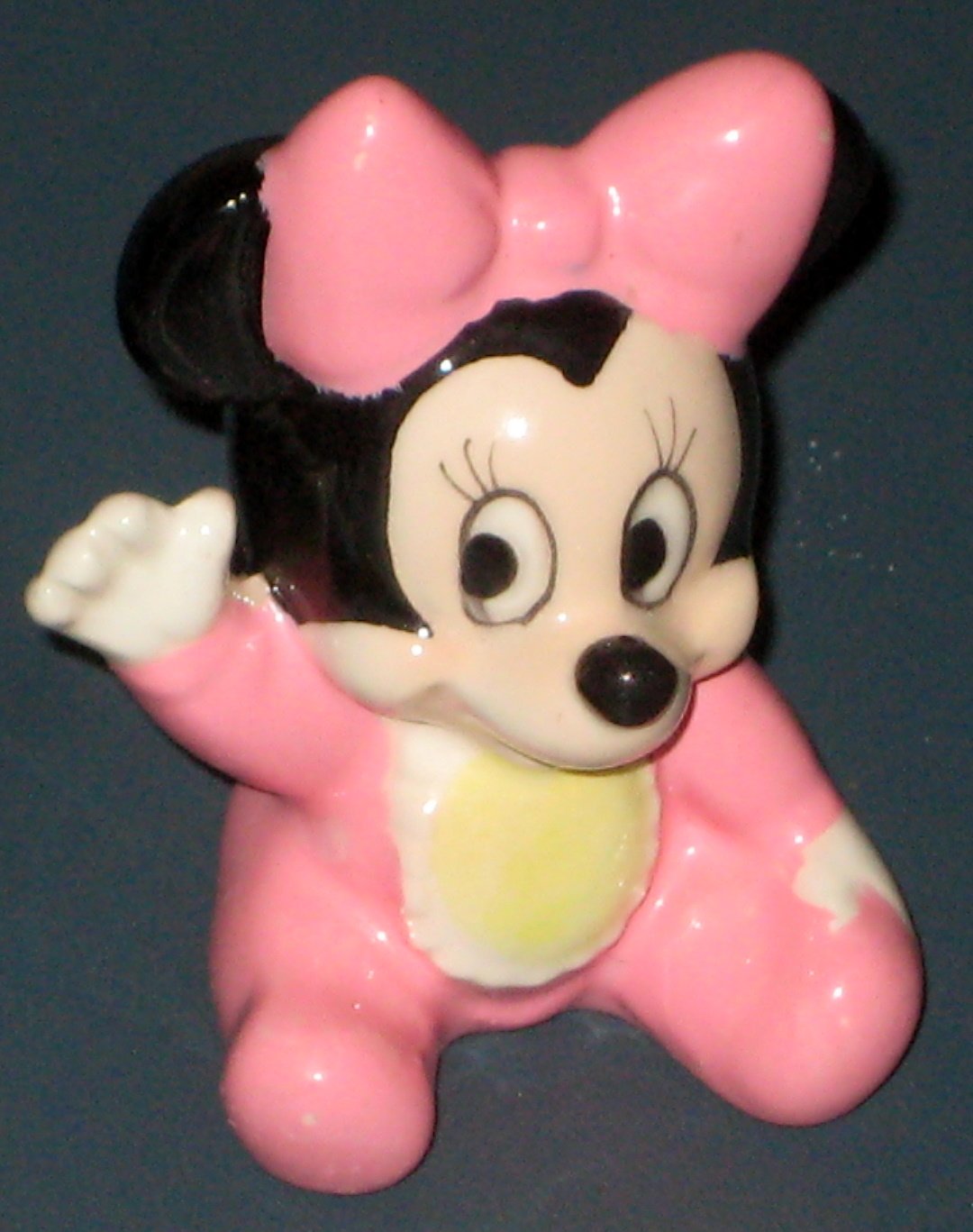 minnie mouse figure