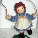 Hop Over Troubles with a Happy Heart Inside Raggedy Ann & Andy Resin Figurine Jumprope 677736 Enesco