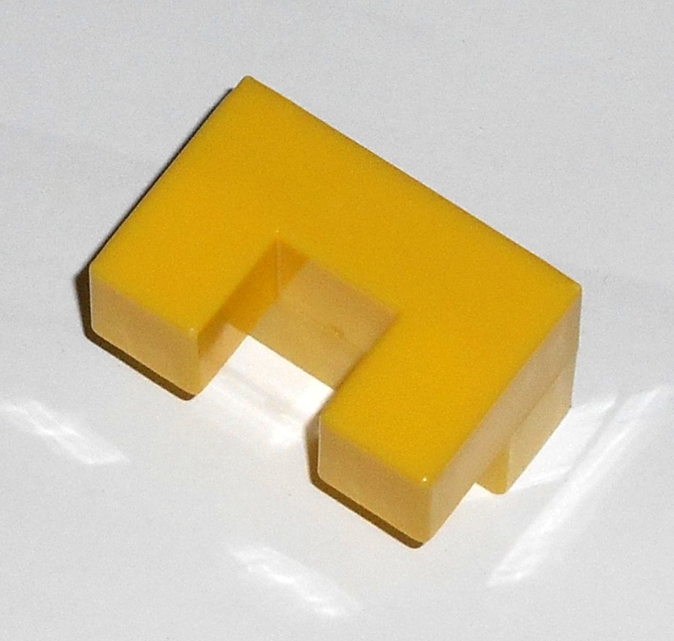 #15Y Vintage 1975 Superfection Game Yellow Replacement Shape Part Block Piece Lakeside 8375