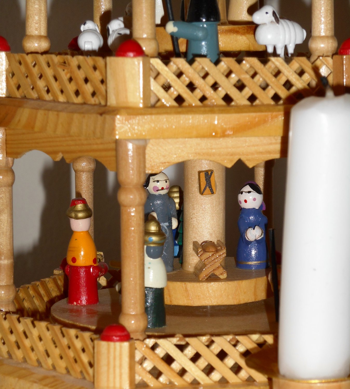 Lillian Vernon Exclusive 575W Wooden Nativity Carousel 4 Four Tier with