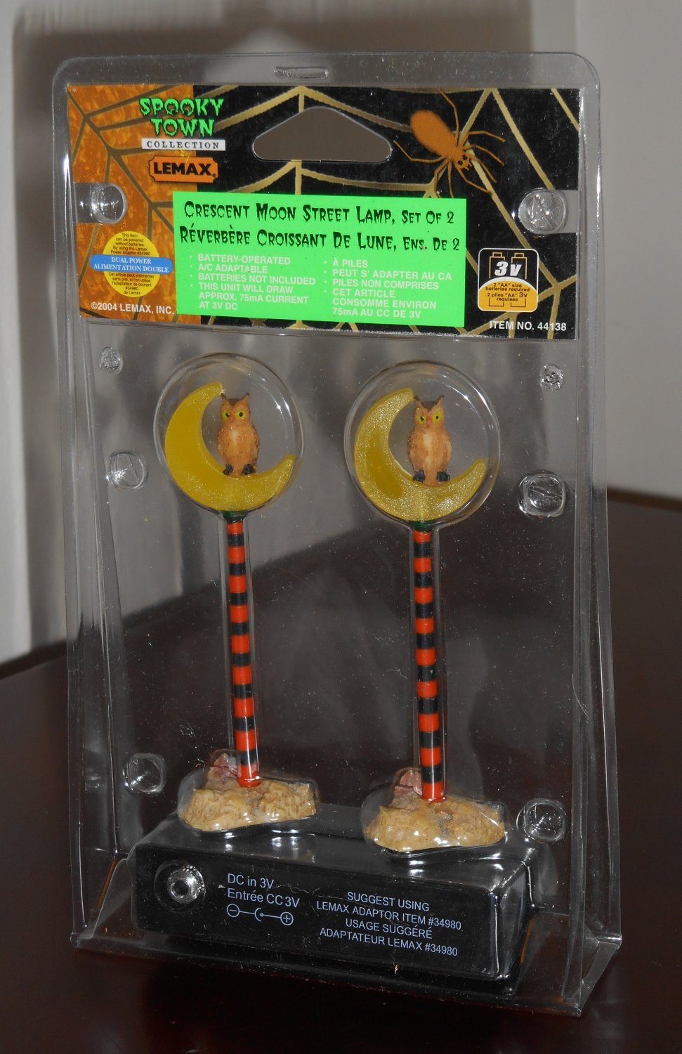 Crescent Moon Street Lamp Set of 2 Lemax 44138 Spooky Town Collection Battery Operated Halloween
