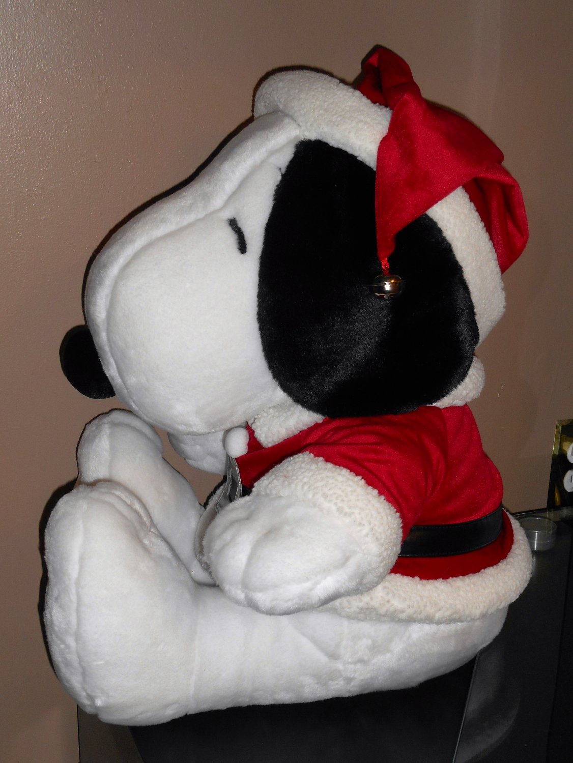 hallmark jingle and bell plush