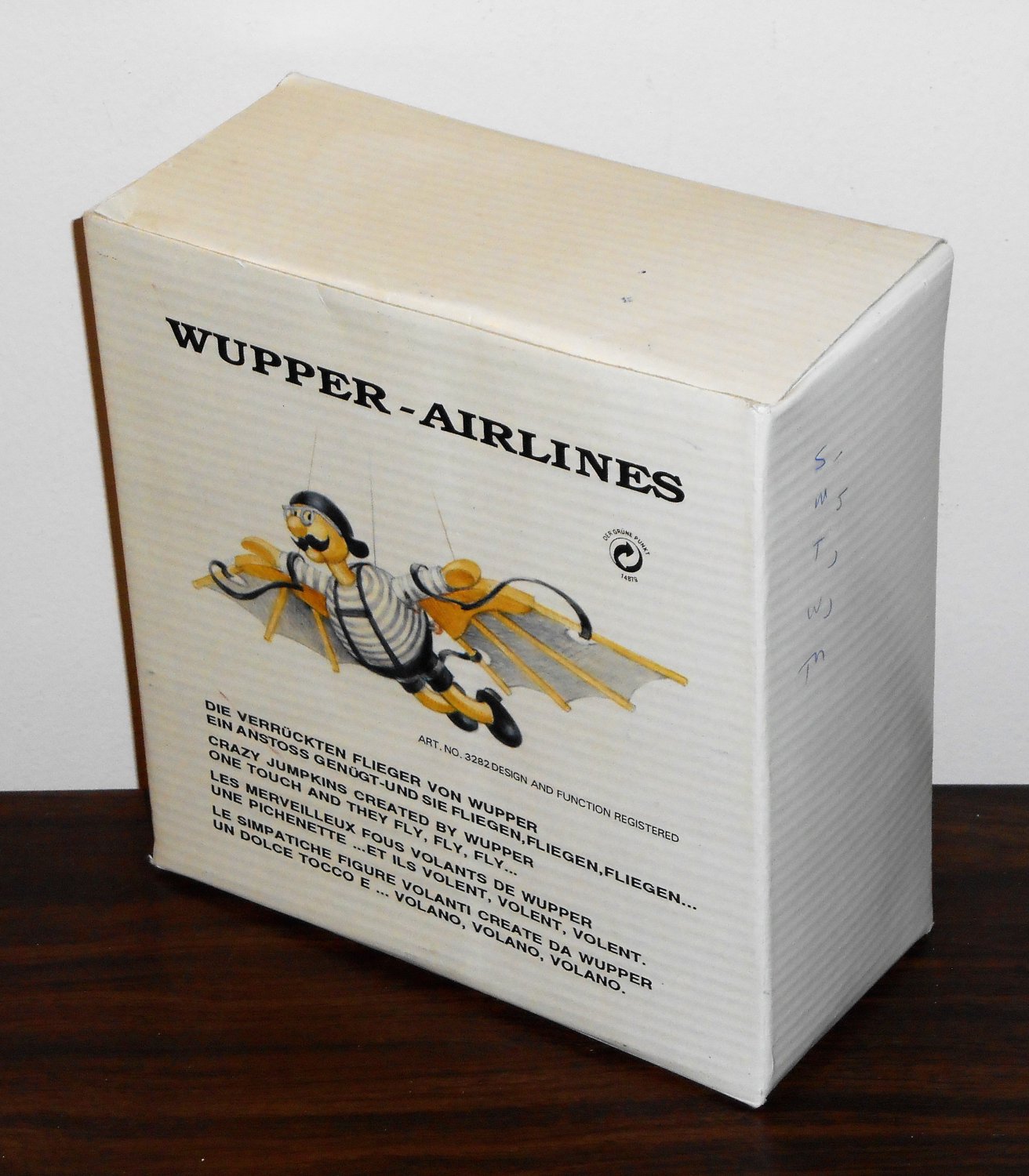 wupper airlines toys