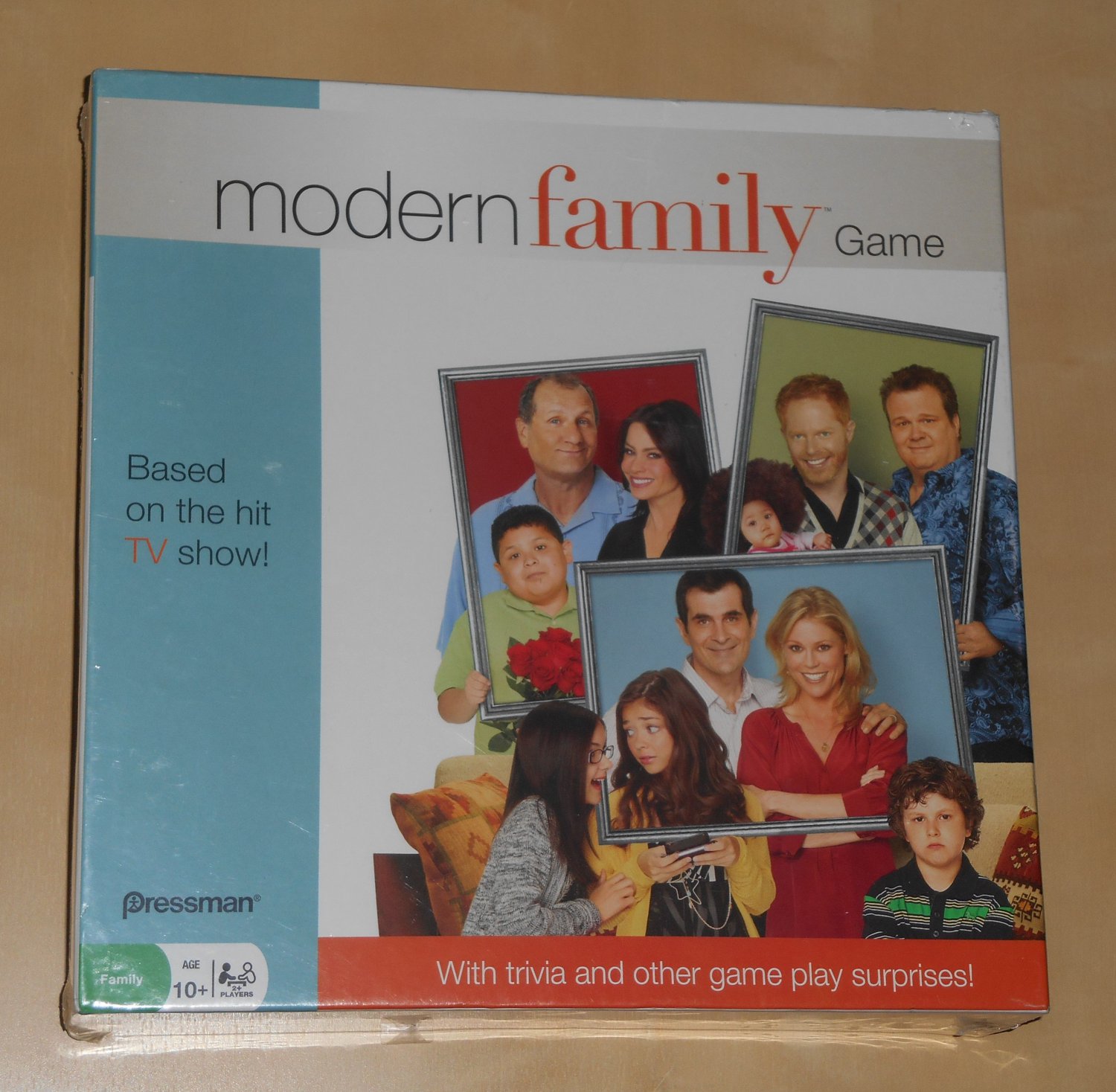 Modern Family Board Game Pressman 4126 TV Show NIB 2011