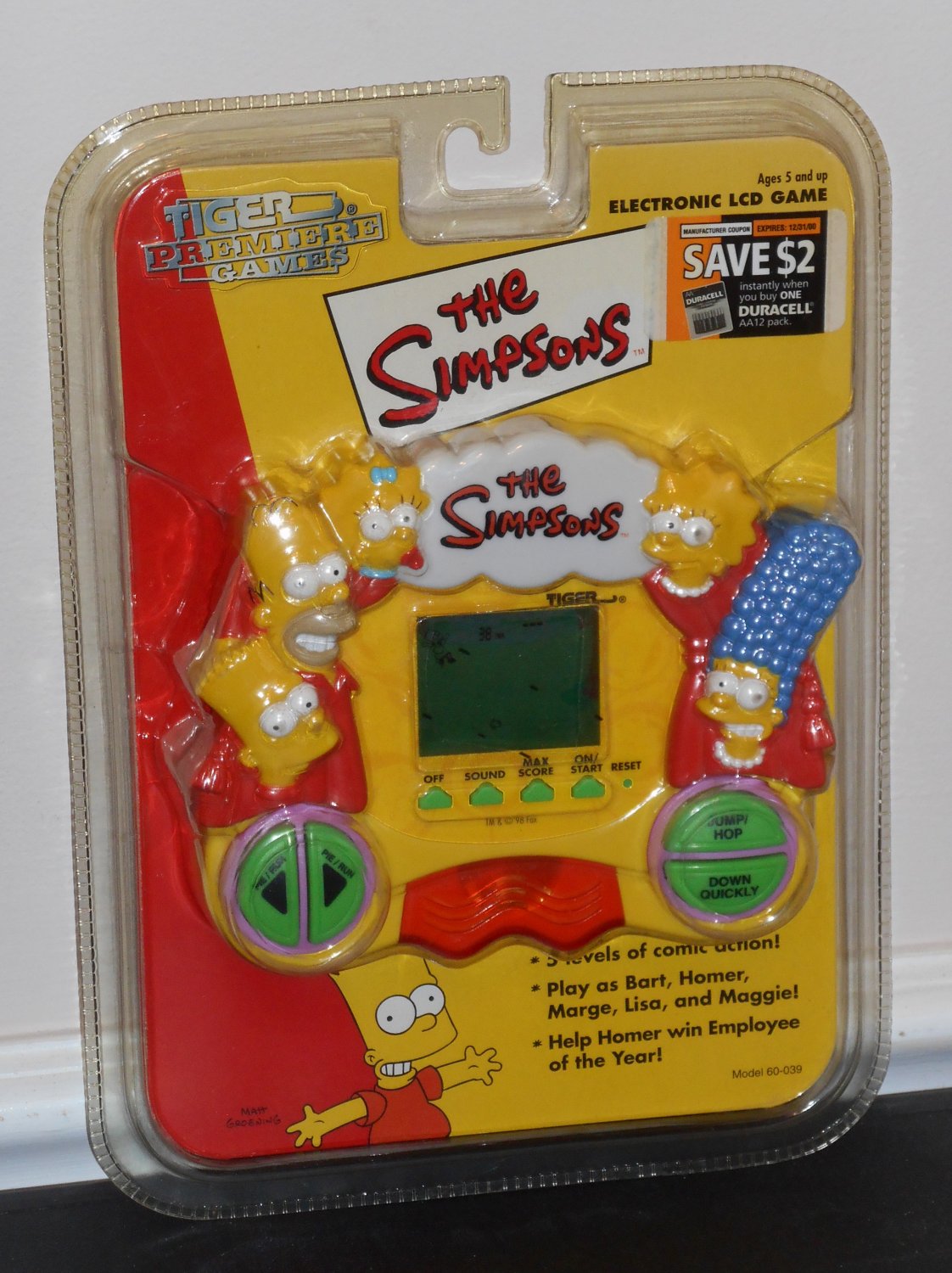 The Simpsons Electronic LCD Handheld Game 60-039 Tiger Premiere Games 1999 New NIP