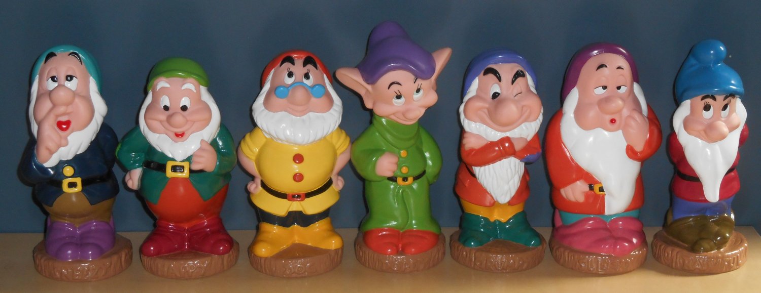 Snow White & the Seven 7 Dwarfs Soft Rubber Plastic Squeak Toy Figures Walt Disney