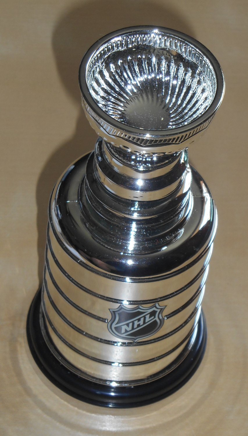 Limited Edition 17 Scale Replica Model Stanley Cup Trophy 2005 2006 Nhl Hockey With Box 