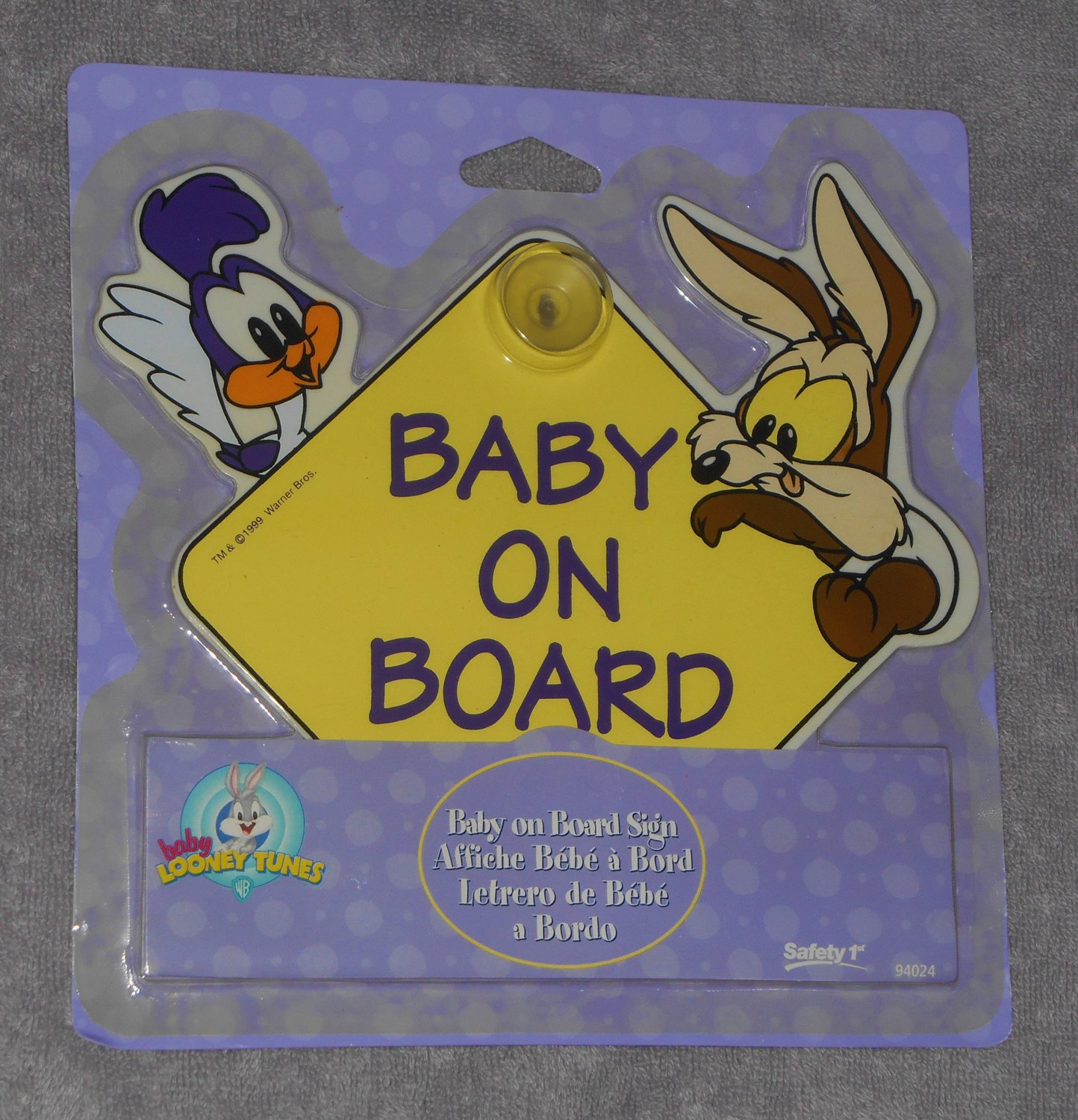 Looney Tunes Baby On Board Car Window Sign Suction Cup Road Runner Wile E Coyote NIP Warner Bros
