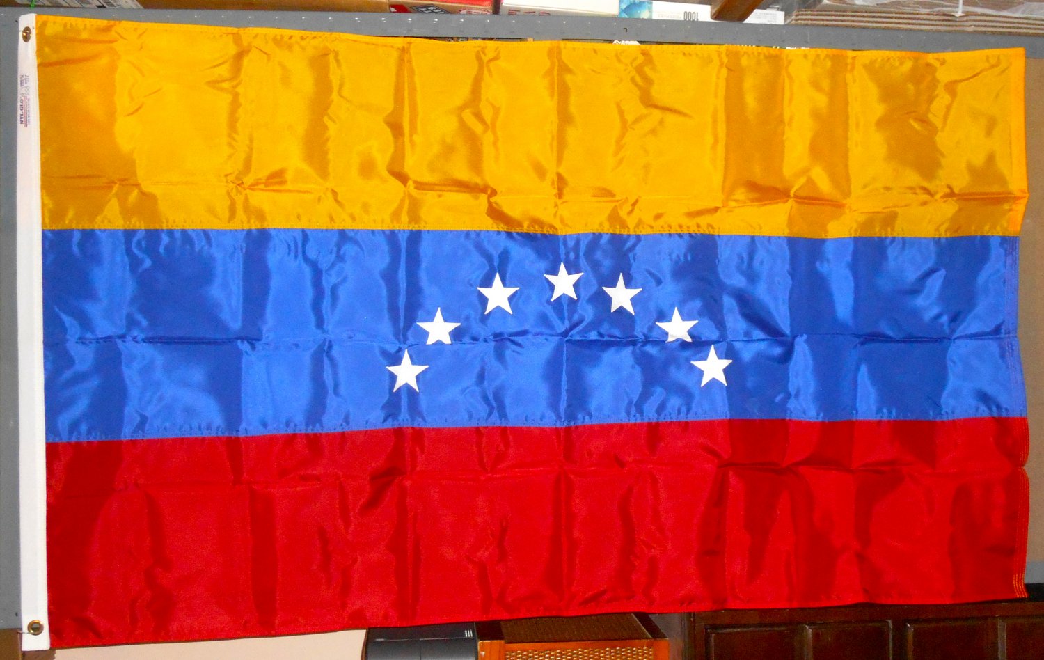 Civil Flag of Venezuela 3 x 5 Feet NYL-GLO 199303 Annin Nylon Bunting Brass Grommets Canvas Header
