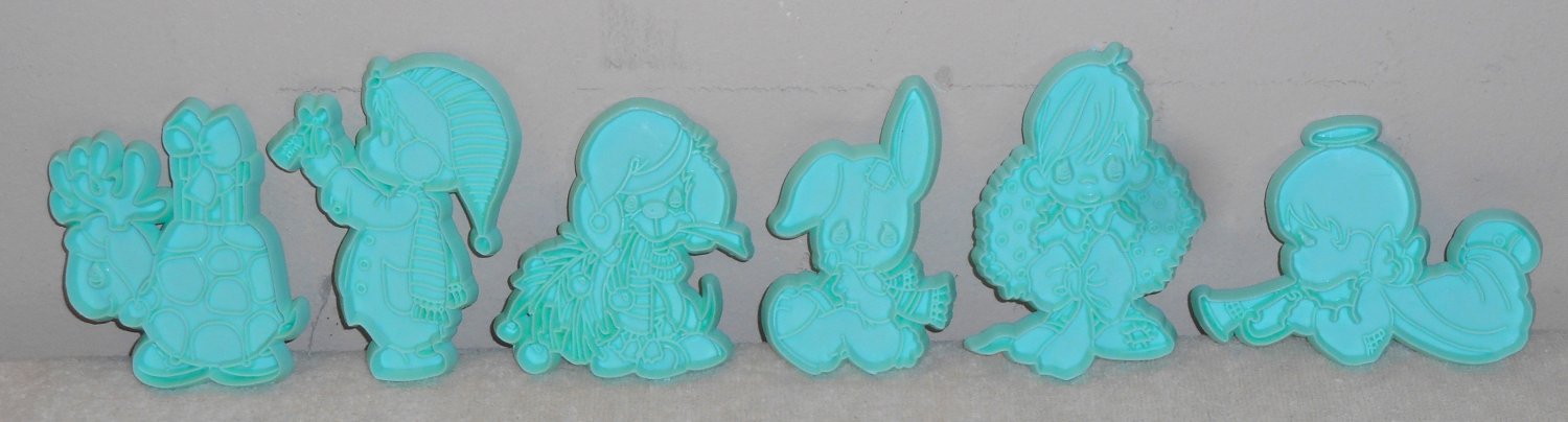 Precious Moments Cookie Cutters Holiday Set of 6 Mint Green Boy Girl Angel Dog Bunny Enesco 1991