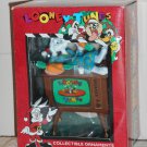 Daffy Duck Holiday Gift Set Ceramic Mug Christmas Tree Ornament Bugs Bunny Looney Tunes Matrix 1996