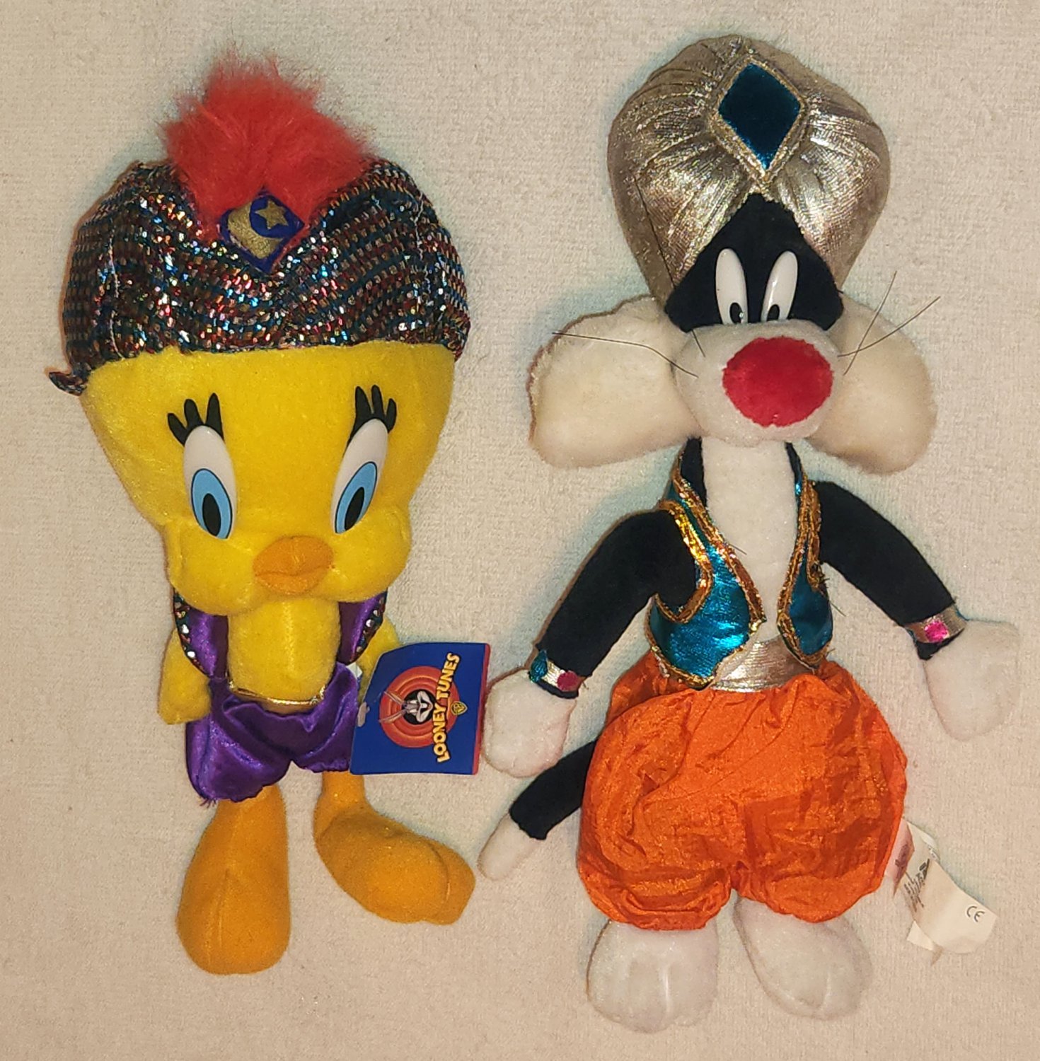 Looney Tunes Tweety & Sylvester 13 Inch Plush Fortune Teller Gypsy Dolls Toy Play-By-Play 1998 1999