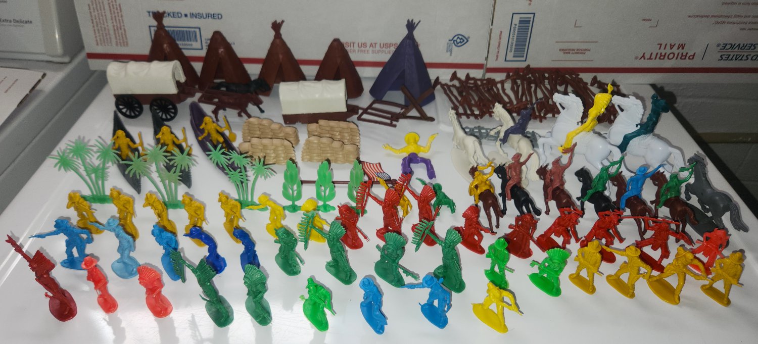Vintage Plastic Cowboys & Indians Toy Figures Parts Lot Horse Covered Wagon Teepee Fence Yellow